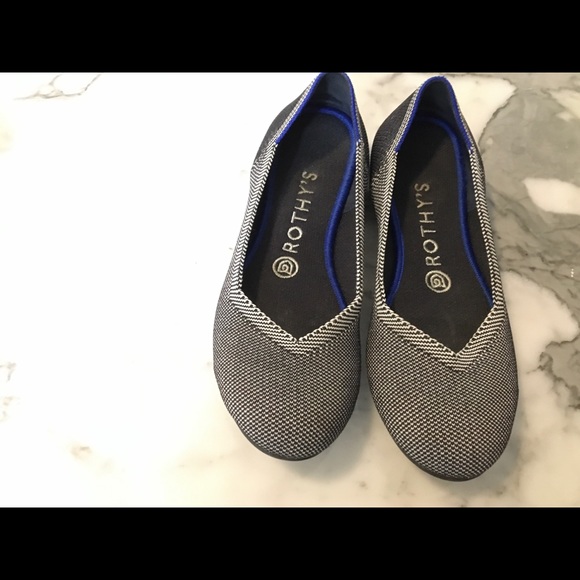 Retired birdsey grey Rothy’s size 7 - Picture 2 of 5